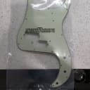 Fender Pure Vintage Pickguard, '63 Precision Bass, 13-Hole Mount, Mint Green, 3-Ply
