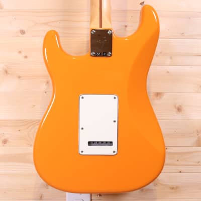 Fender Player Stratocaster - Maple Fingerboard, Capri Orange image 6