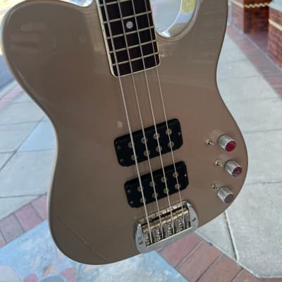 G&L ASAT Electric Bass | Made in USA | Custom Shop image 2