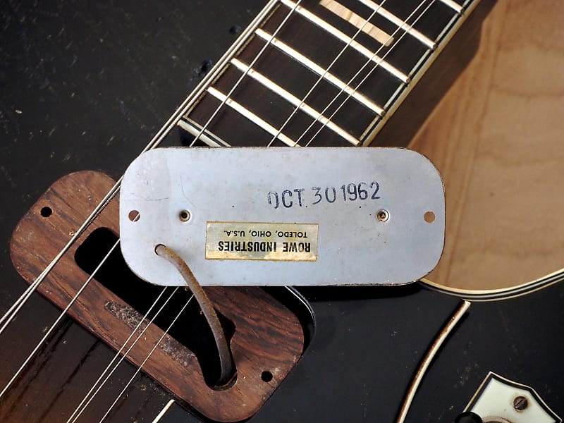 1962 Harmony Meteor R272 Vintage Guitar Regal-Branded w