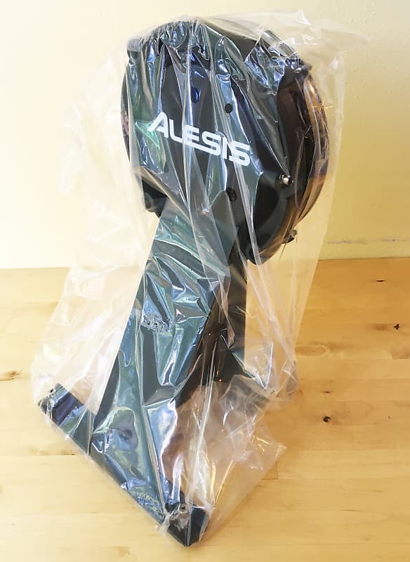 Alesis 8 mesh store kick pad