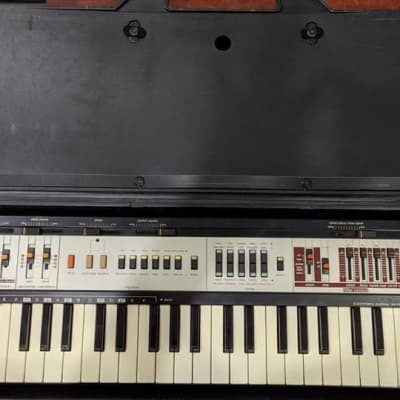 Casio MT-400v w hardcase and speakers UPS Express image 4