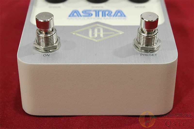 【美品】Universal Audio UAFX ASTRA Amazon.com: Universal Audio UAFX Astra Modulation Pedal : Musical