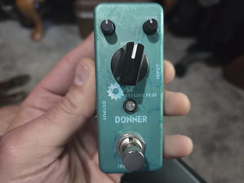 Donner Stylish Fuzz