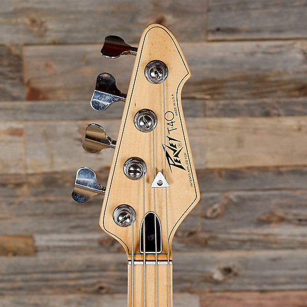 Peavey T-40 Bass Guitar image 5