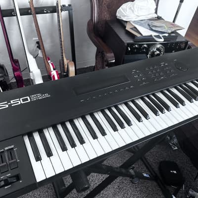 Roland S-50 61-Key Digital Sampling Keyboard 1986 - 1990 - Black