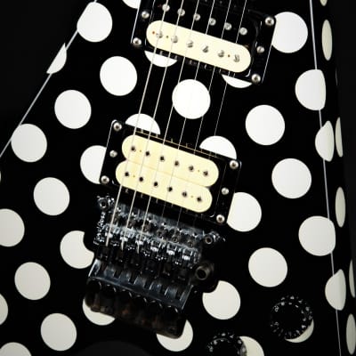 Jackson Limited Edition Randy Rhoads Polka Dot Flying V #23