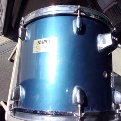 Lot of 2 Mapex V Series Hanging Toms 13" x 10" + 12" x 9" light blue with mounts Has double badges image 3