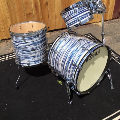 Tama  Starclassic all Maple series || Blue & White Oyster wrap|| 4pc Shell Pack || 22"/10"/12"/16" image 4