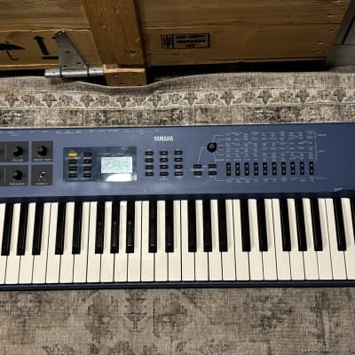 Yamaha CS1x Control Synthesizer 1996 - Blue