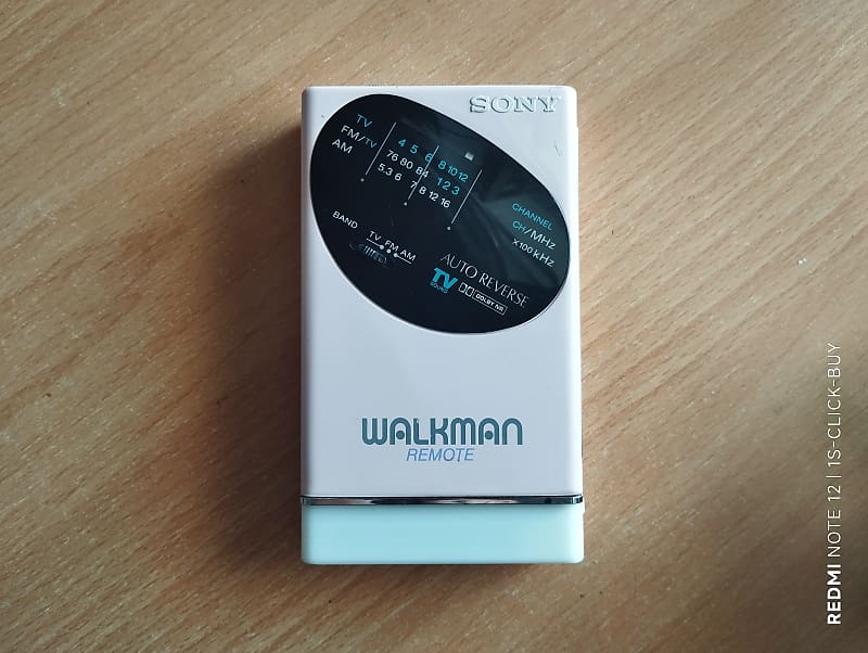Sony WM F109 1987 - Sony Walkman radio Cassette player WM