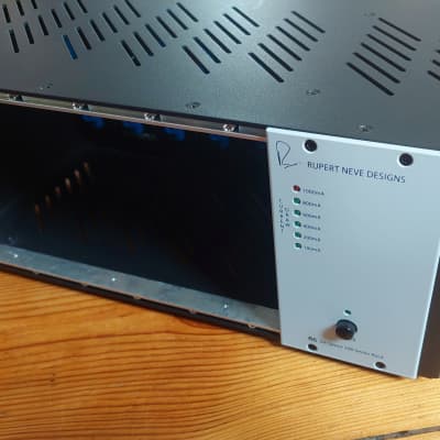 Rupert Neve Designs R6 6-Slot Powered 500 Series Frame 2010s - White image 2