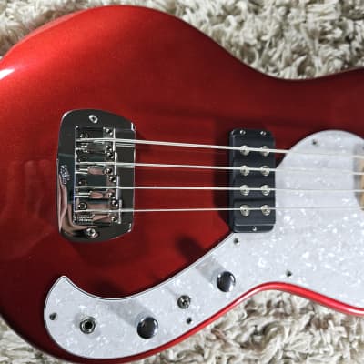G&L Tribute Series Fallout Bass Candy Apple Red image 3