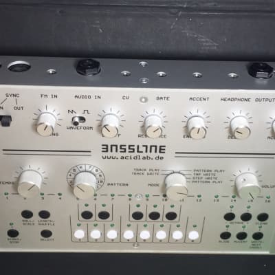 Acidlab Bassline 3 | Reverb