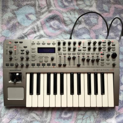 Novation X-Station 25 8-Voice Synthesizer with USB Interface 2004 - Silver