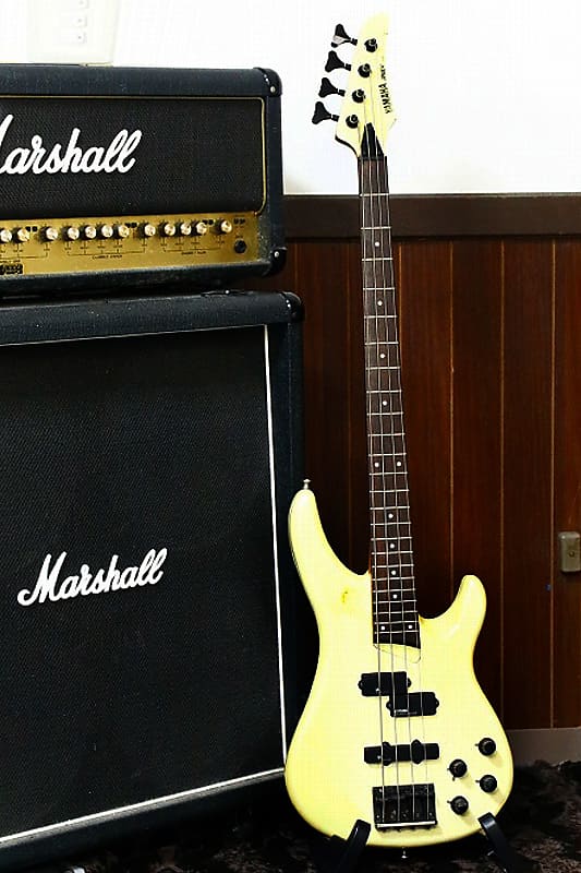 Yamaha RBX Super Medium Series 32inch Medium Scale EMG Pickup Made