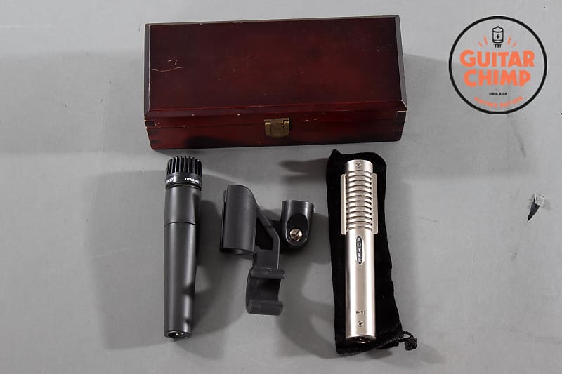 Royer R121 Ribbon Microphone with Sure SM57 & SM21 Mic Reverb