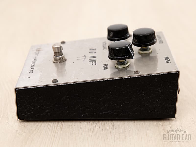 ギター BIG MUFF Clone 1972 triangle knob Electro-Harmonix Triangle Big Muff Pi V2 (1972) – Action Music