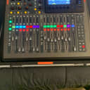X32 Compact 40-Input 25-Bus Digital Mixing Console