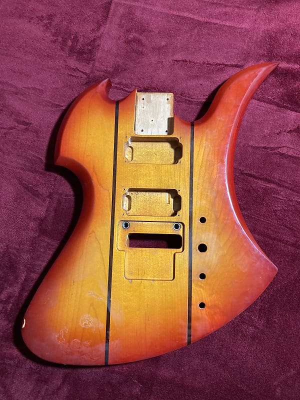 B.C.rich Mockingbird BODY early 80