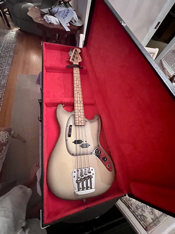 Fender Mustang Bass 1978 Antigua Reverb