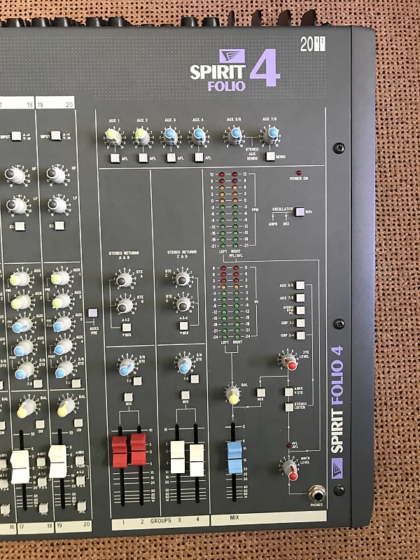 動作良好】SOUNDCRAFT SPIRIT 受け止め FOLIO 4 アナログミキサー 動作良好】SOUNDCRAFT SPIRIT 受け止め FOLIO 4 アナログミキサー