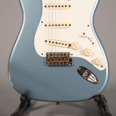 Fender Fender 57 Stratocaster Relic  2022  Ice Blue Metallic image 2
