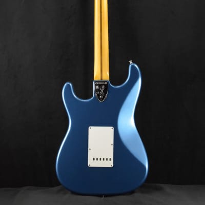 Fender American Vintage II 1973 Stratocaster Lake Placid Blue Maple Fingerboard image 8