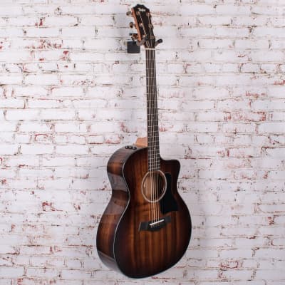 Taylor 224ce-K - Deluxe Koa Acoustic/Electric Guitar -  Hawaiian Koa Back and Sides image 4