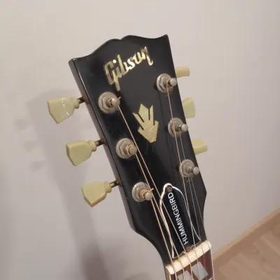 1992 Gibson Hummingbird In Cherryburst image 5