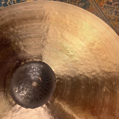 VIDEO! Beautiful DRY COMPLEX THINNER Sabian Hand Hammered HH KING Ride 22" 2388 g CLEAN image 7