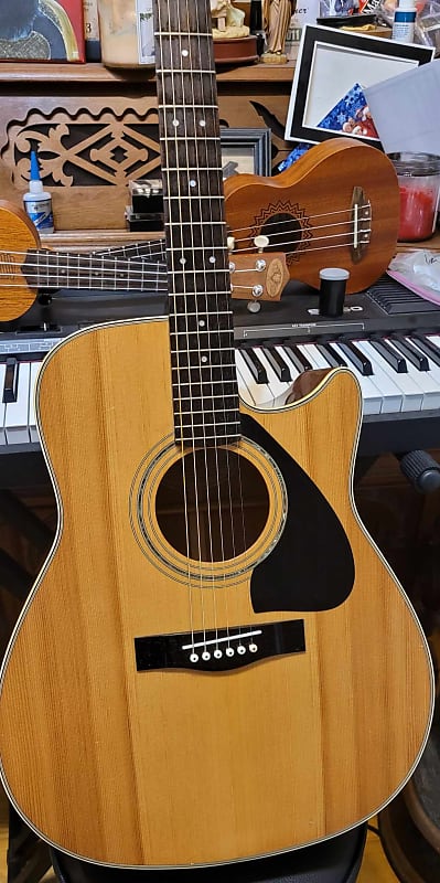 Yamaha cw deals 350 acoustic guitar