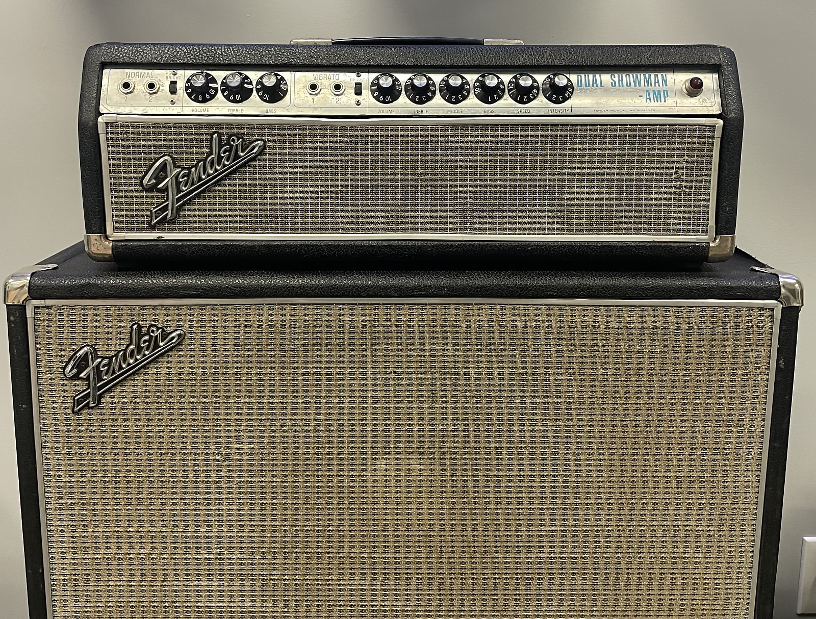 Fender deals dual showman