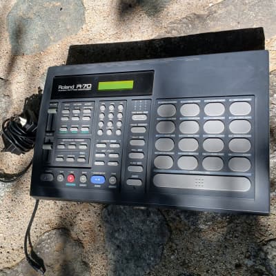 Roland R-70 Human Rhythm Composer 1990s - Black