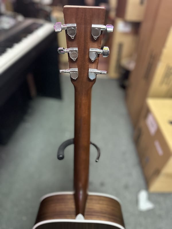 Martin & Co Est.1833 CUSTOM 1715493 Made in USA | Reverb