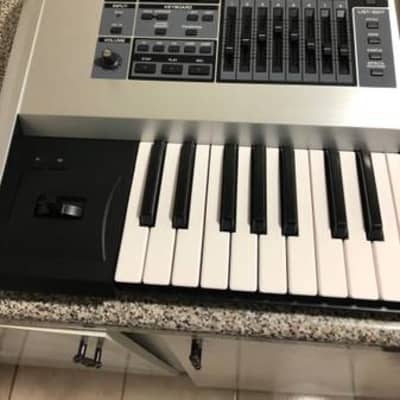 Fantom g6 price hotsell
