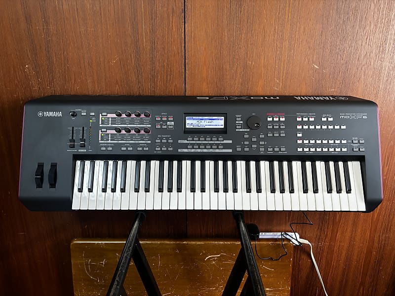 Yamaha MOXF6 61-key Synthesizer Workstation w/ box MOTIF XF sound quality image 1