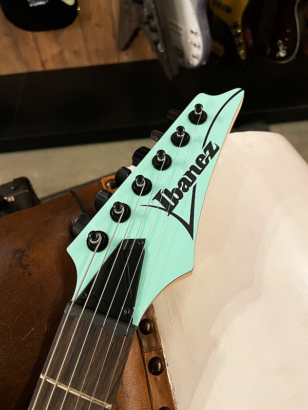 Ibanez S561-SFM S Serie E-Gitarre 6 String - Sea Foam Green Matte - 2676  Gramm 2023 - Grün