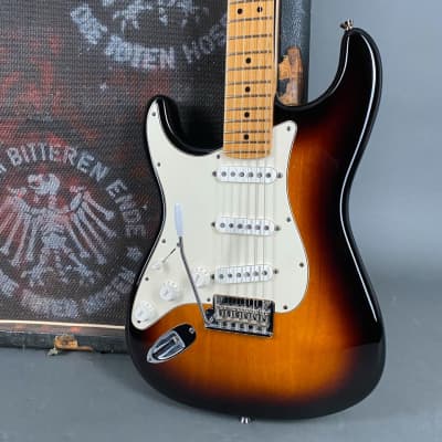 Fender 2011  Stratocaster Limited Edition Lefthand sunburst MN USA 2011 - sunburst image 1
