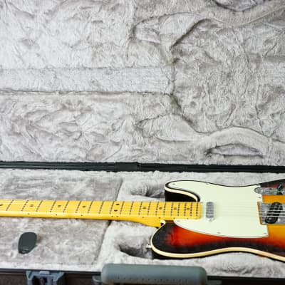 Fender American Ultra Telecaster with Maple Fretboard - Ultraburst image 17