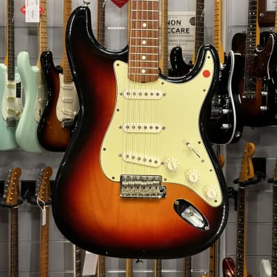 Fender Classic Series '60s Stratocaster Fender Classic Series '60s Stratocaster | Make'n Music