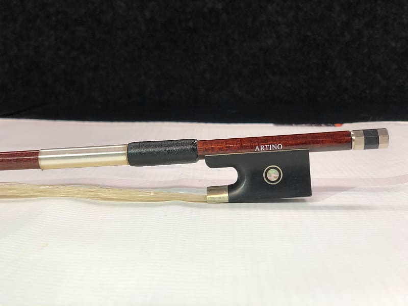 Otto Musica Artino Carbon Fiber Deluxe Violin Bow Natural Reverb