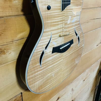 Taylor T5C1 Natural Quilt Acoustic Electric Guitar Blond T5 C1 w/ Hard Case image 3