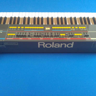 Roland Juno-106 61-Key Programmable Polyphonic Synthesizer 1984 - 1985 - Black image 3