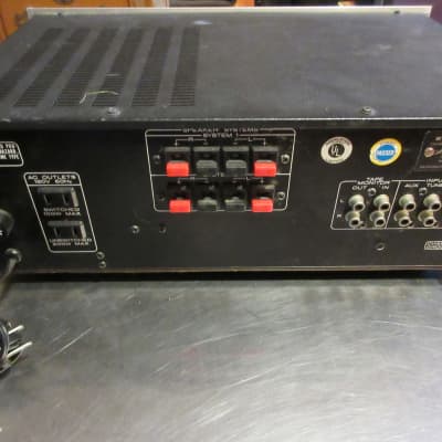 Marantz Model 1060 Stereo Console Amplifier 1971 - 1978 - Silver image 3