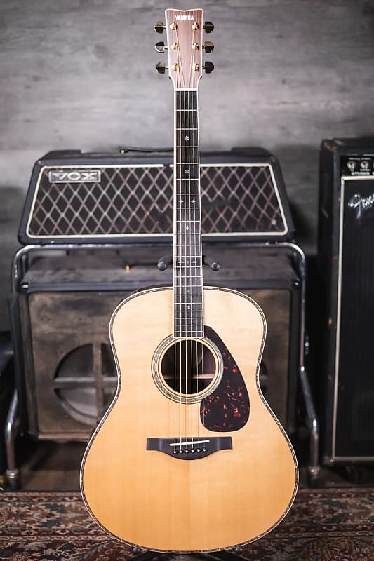 Yamaha LL36 ARE Acoustic/Electric Guitar - Natural with Hardshell Case