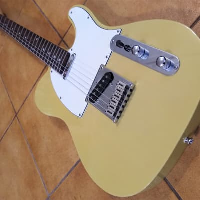 Squier Telecaster Standard . Vintage blonde c2005 Indonesia. Super