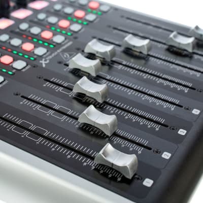 Behringer X-Touch Extender USB DAW Controller image 6
