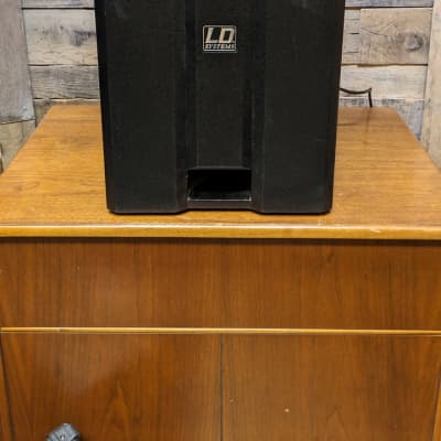 LD Systems Dave 8 XS Powered PA Sub & built in amp 350w rms image 1