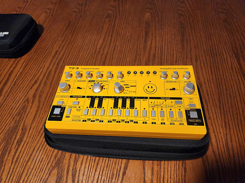 Behringer TD3 Analog Bass Line Synthesizer 2019 Present Reverb
